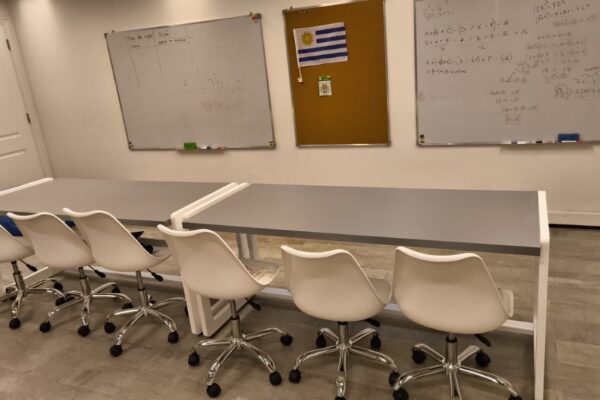 1760018536438 (Mediano)